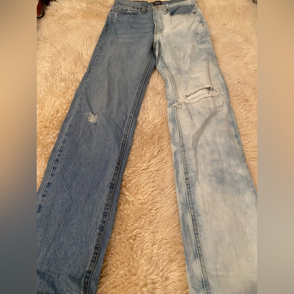 BDG Slim-stacked two-toned distressed jeans - Picture 7 of 7